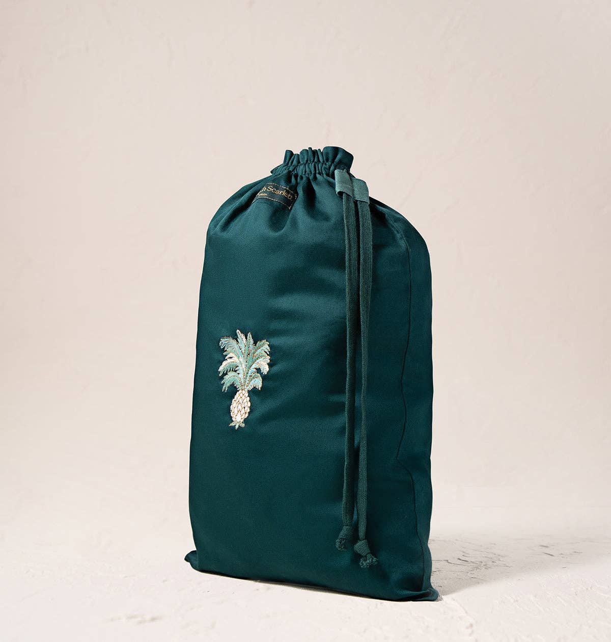 Elizabeth Scarlett Ltd Pineapples Laundry Bag