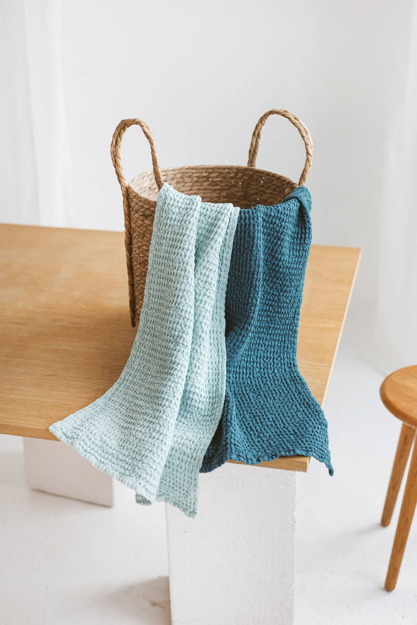 Sava Seasons - Waffle Weaved Linen Hand & Face Towel